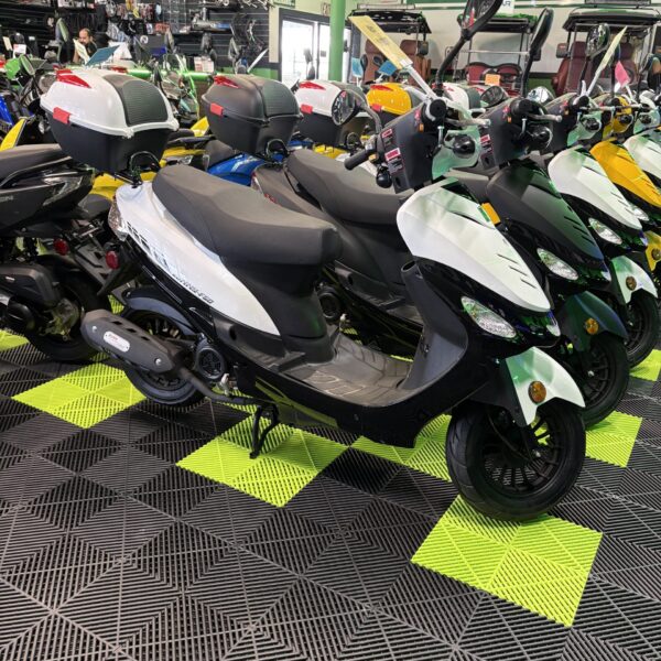 Sunny 49cc Scooter