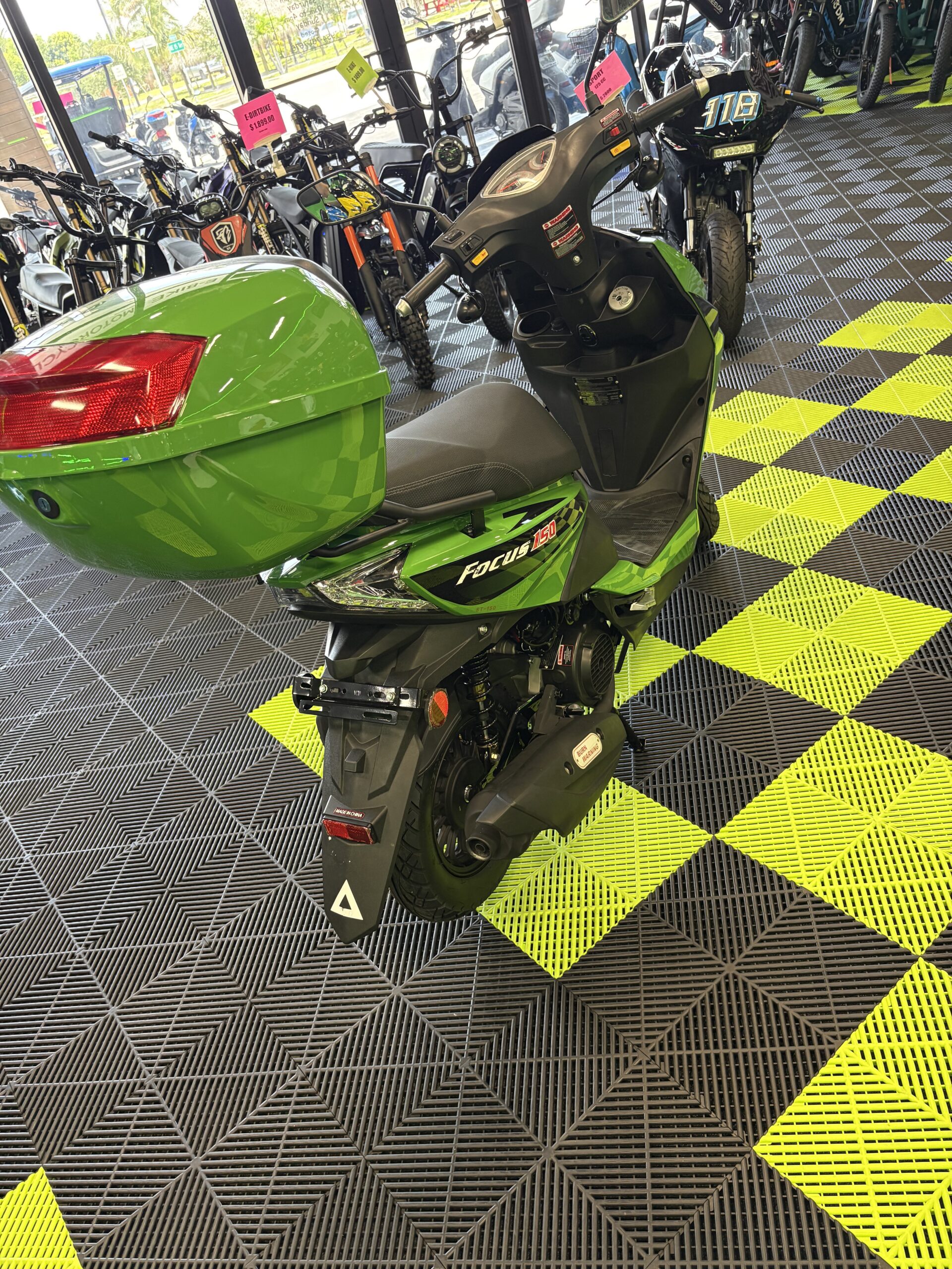 Viper 150 Scooter - Image 4
