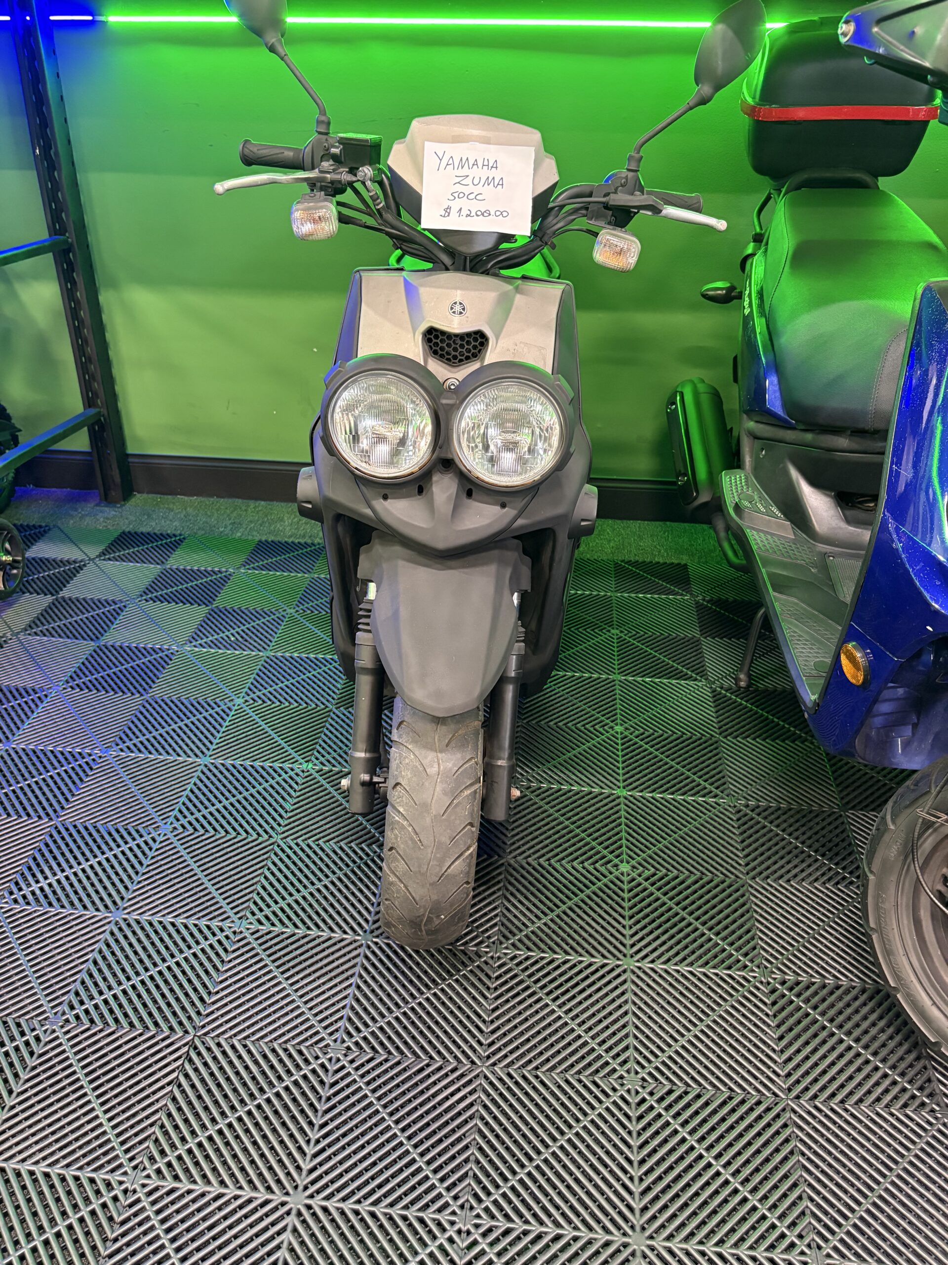 Yamaha Zuma 125 scooter - Image 3