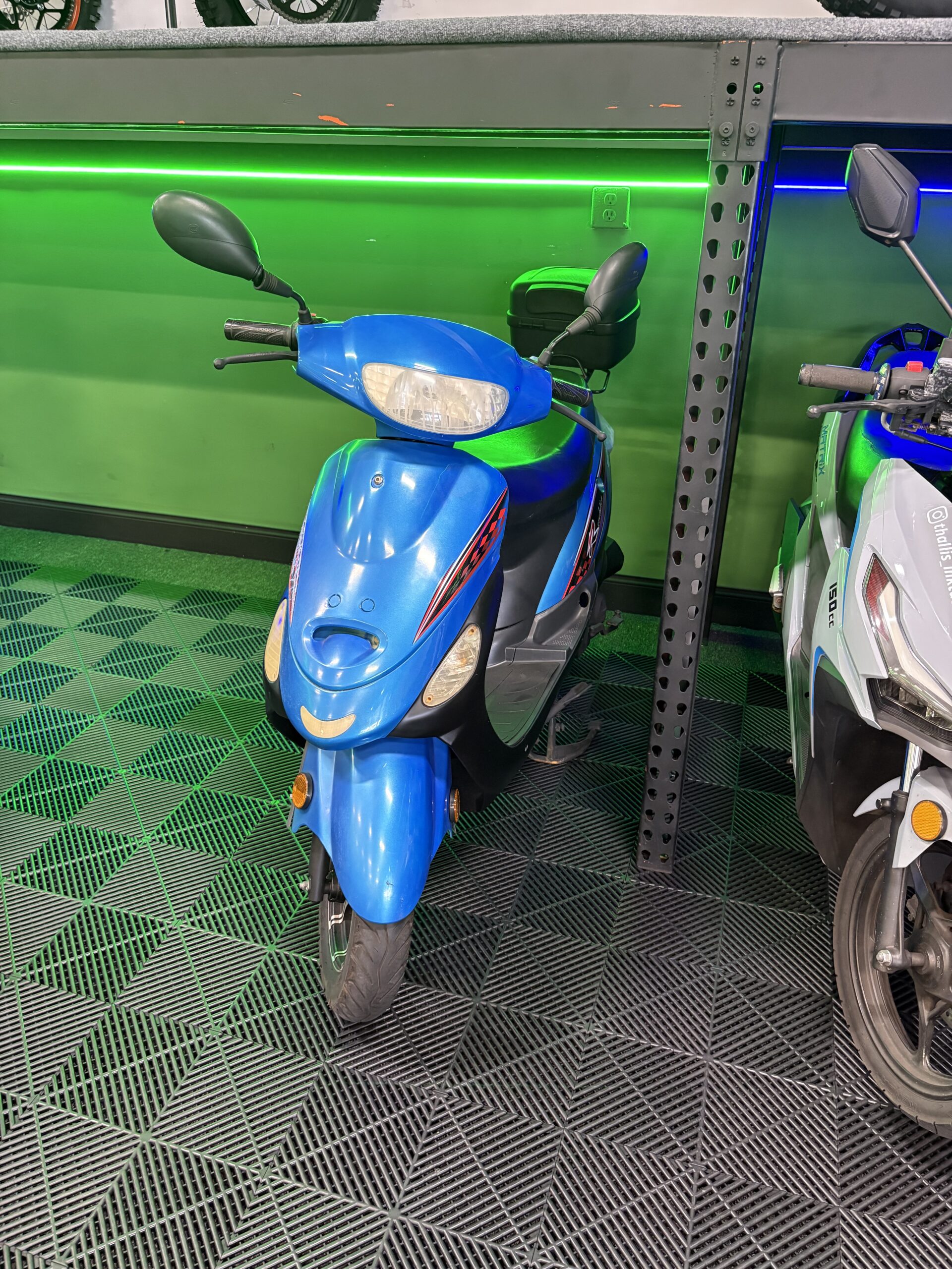 49cc scooter - Image 2