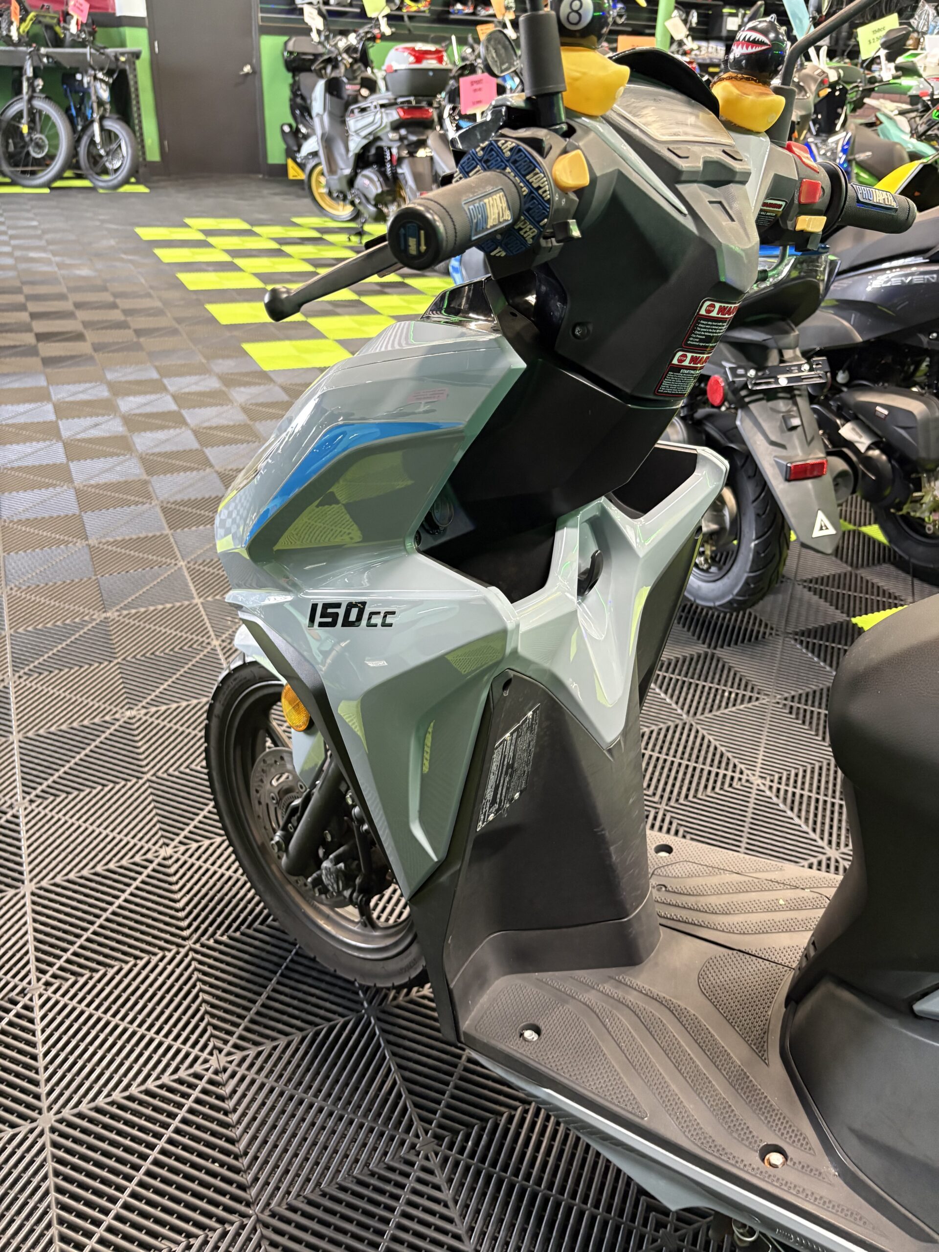 Matrix 150 scooter - Image 4