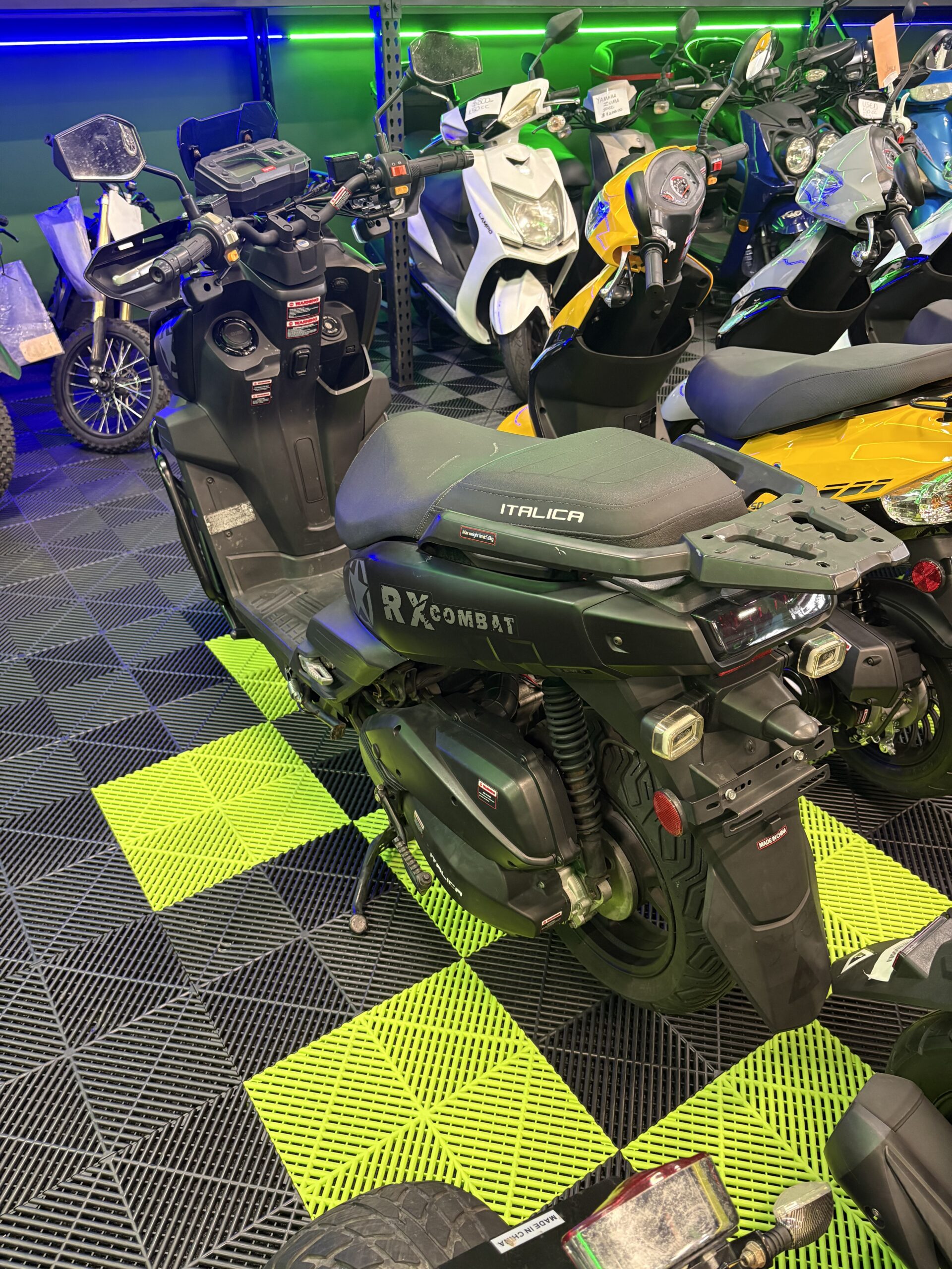 RxCombat 150 scooter - Image 3