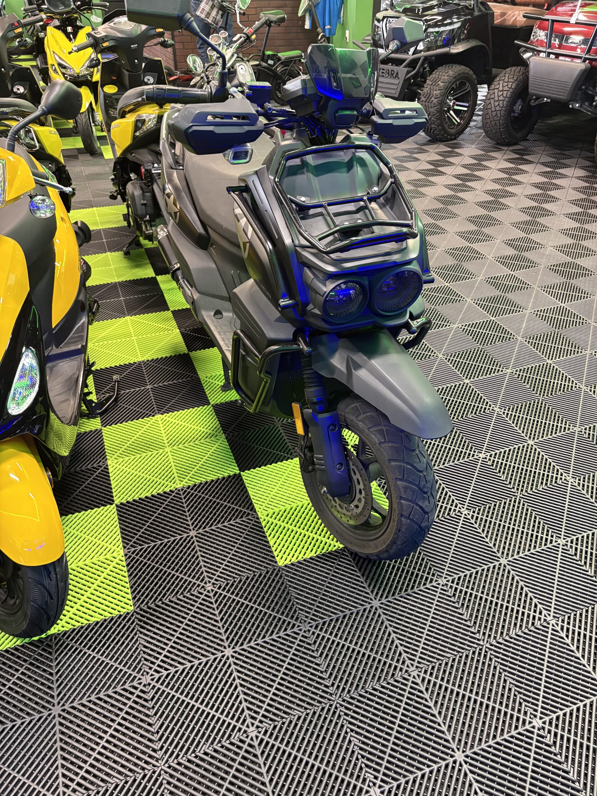 RxCombat 150 scooter - Image 2